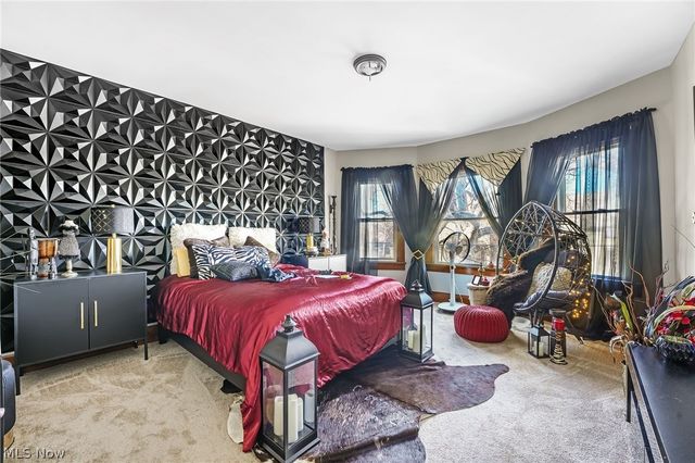 1303 Castle Avenue, Cleveland, OH 44113