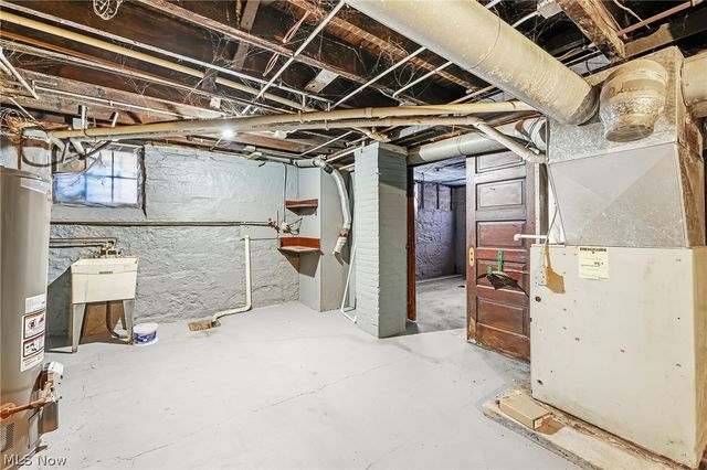 1303 Castle Avenue, Cleveland, OH 44113