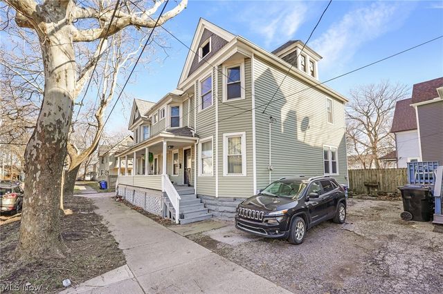 1303 Castle Avenue, Cleveland, OH 44113