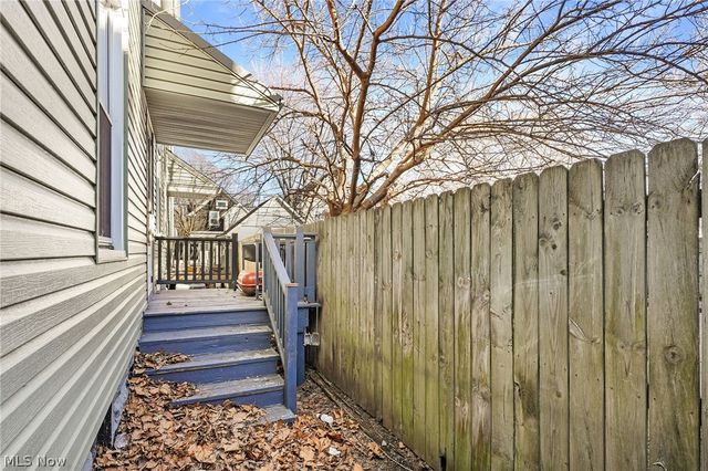 1303 Castle Avenue, Cleveland, OH 44113