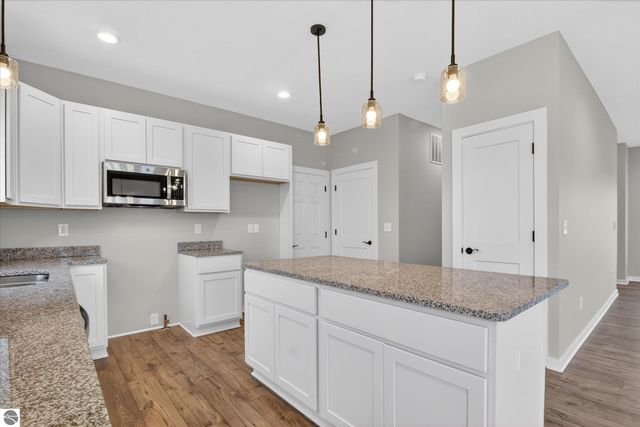 247 Gemstone Drive, Alma, MI 48801