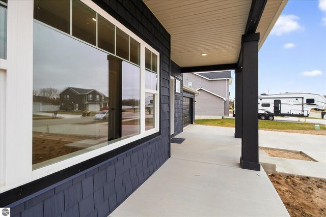 247 Gemstone Drive, Alma, MI 48801