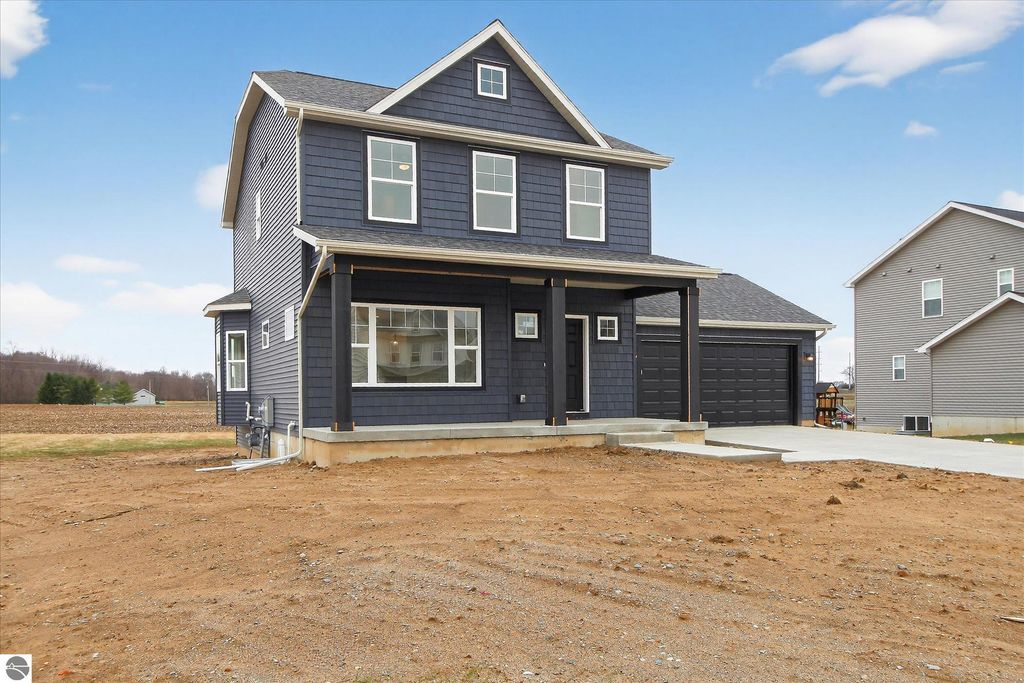 Image 2 of property listing at 247 Gemstone Drive, Alma, MI 48801