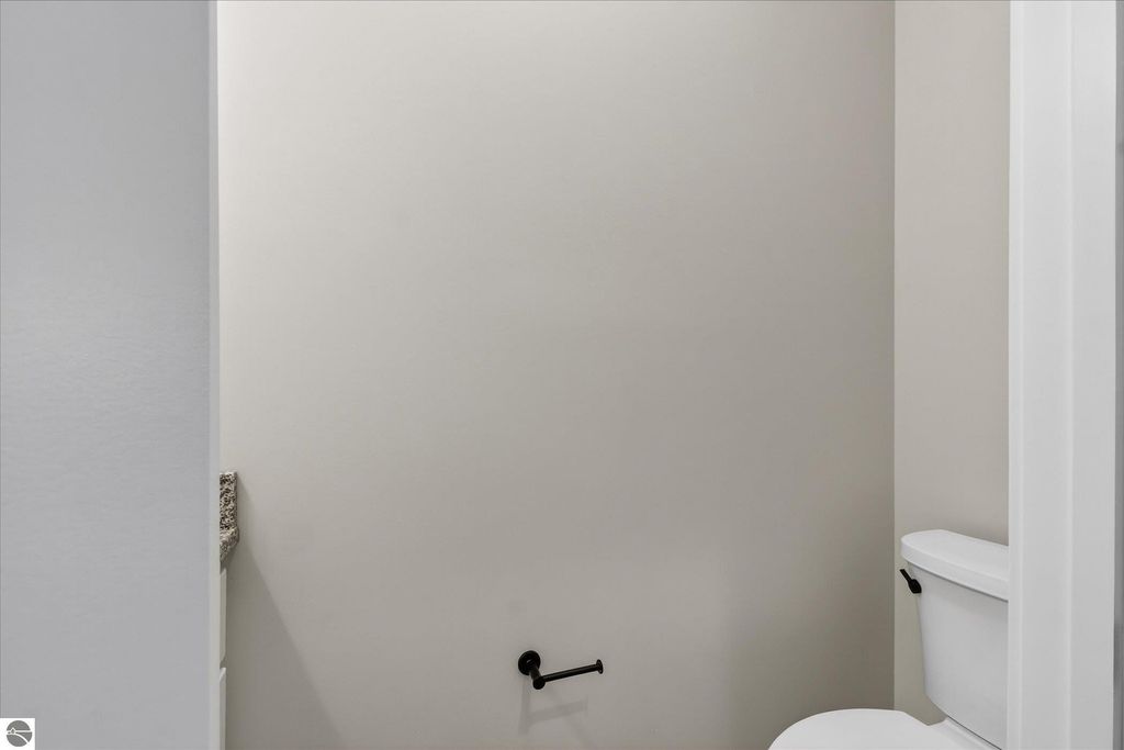 Image 21 of property listing at 247 Gemstone Drive, Alma, MI 48801