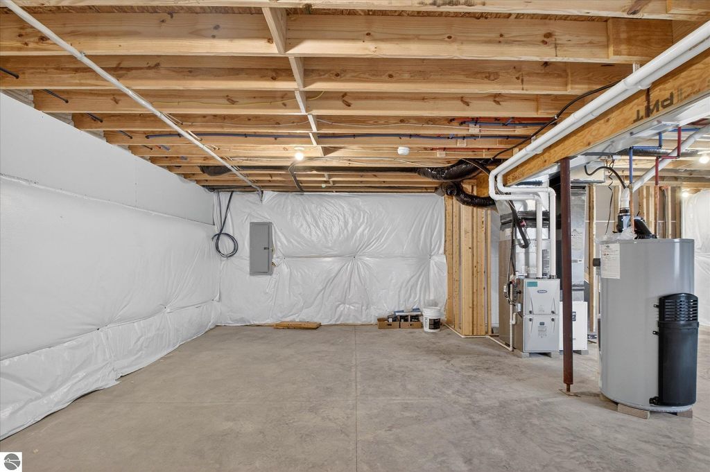 Image 36 of property listing at 247 Gemstone Drive, Alma, MI 48801