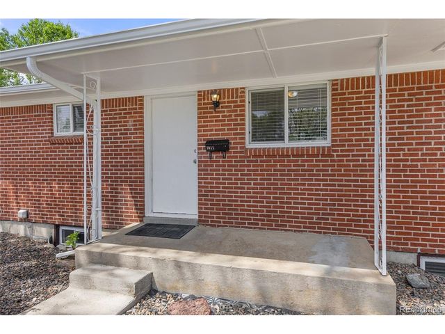 7011 Beacon Way, Westminster, CO 80030