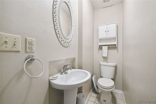 2900 W Sunrise Street, Lecanto, FL 34461