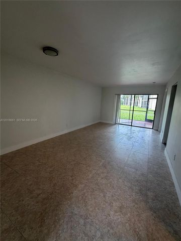 3396 Foxcroft Rd 113, Miramar, FL 33025