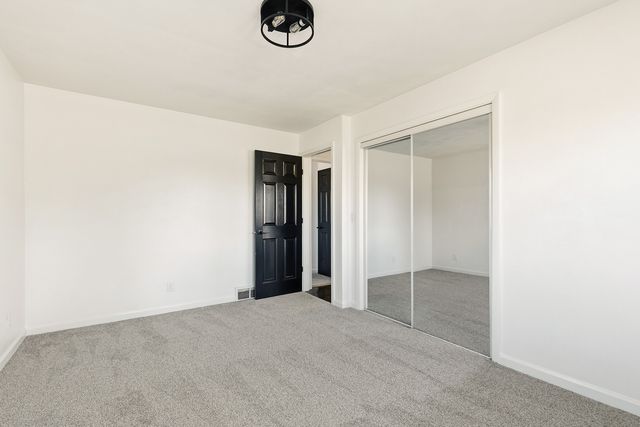 11622 27th Street W, Milan, IL 61264