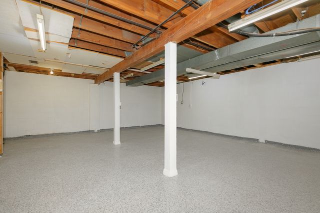 11622 27th Street W, Milan, IL 61264