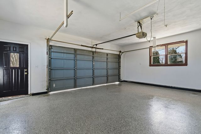 11622 27th Street W, Milan, IL 61264