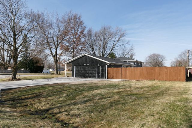11622 27th Street W, Milan, IL 61264