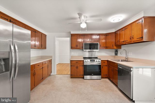 4018 ROBERTSON BLVD, Alexandria, VA 22309