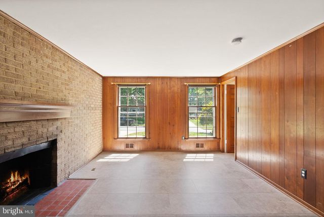 4018 ROBERTSON BLVD, Alexandria, VA 22309