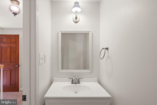 4018 ROBERTSON BLVD, Alexandria, VA 22309