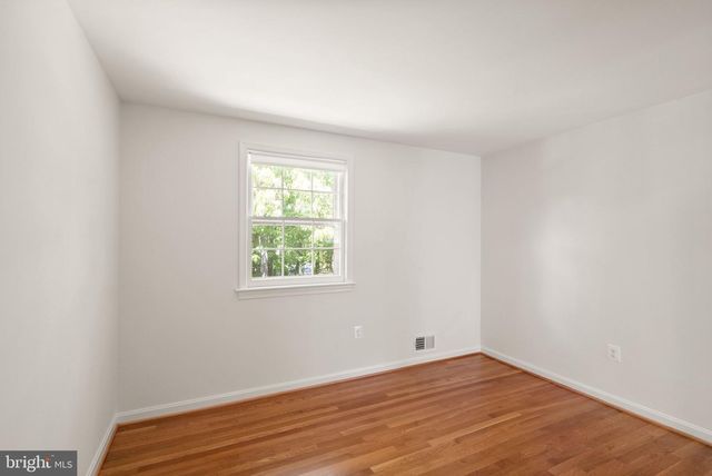 4018 ROBERTSON BLVD, Alexandria, VA 22309