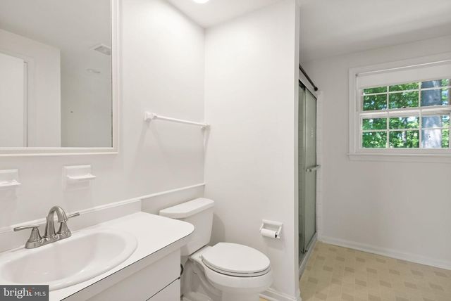 4018 ROBERTSON BLVD, Alexandria, VA 22309