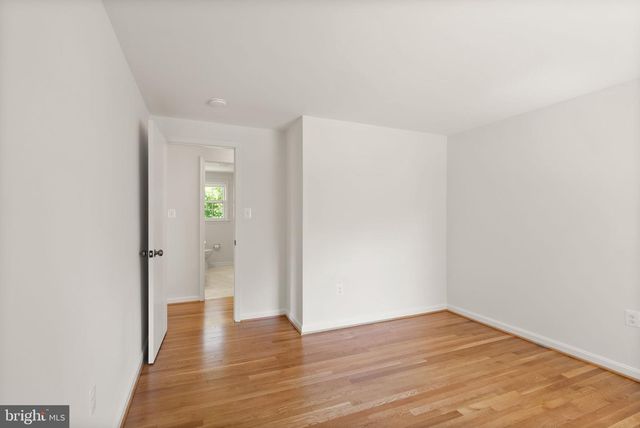 4018 ROBERTSON BLVD, Alexandria, VA 22309