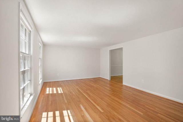 4018 ROBERTSON BLVD, Alexandria, VA 22309