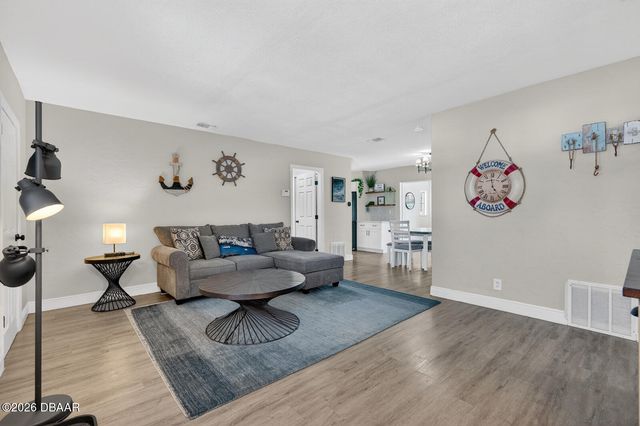 1030 Alice Drive, Daytona Beach, FL 32117