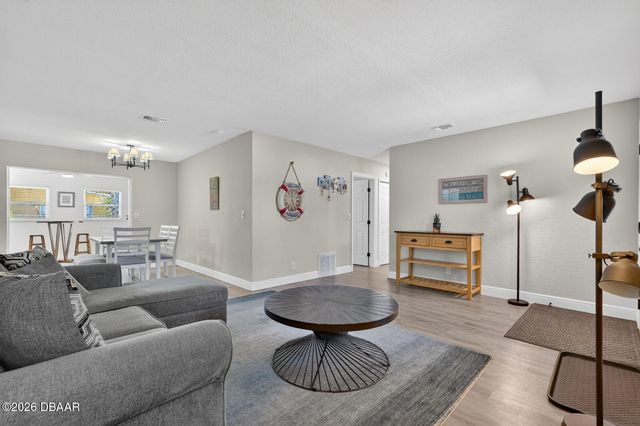 1030 Alice Drive, Daytona Beach, FL 32117