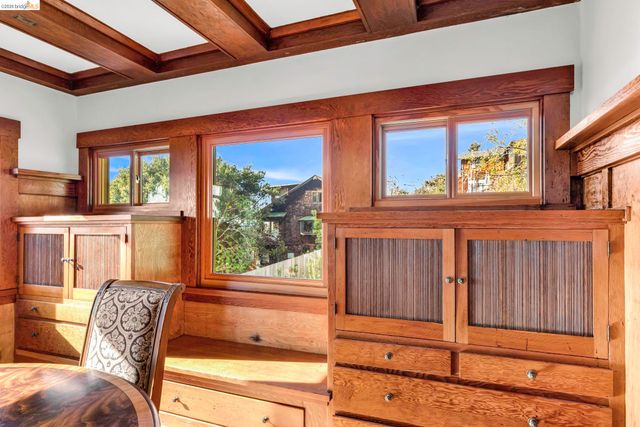 641 Alvarado Rd, Berkeley, CA 94705