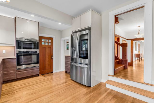 641 Alvarado Rd, Berkeley, CA 94705