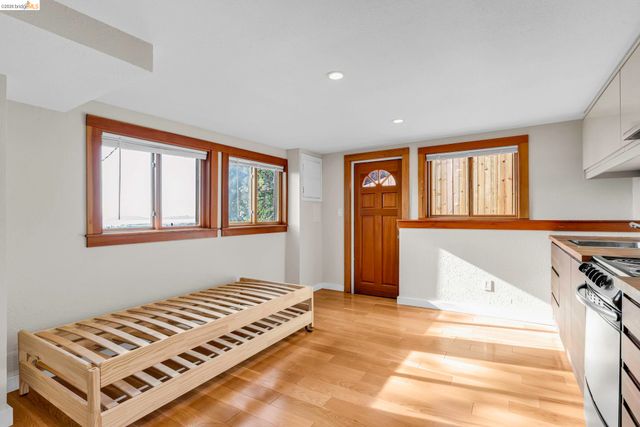 641 Alvarado Rd, Berkeley, CA 94705