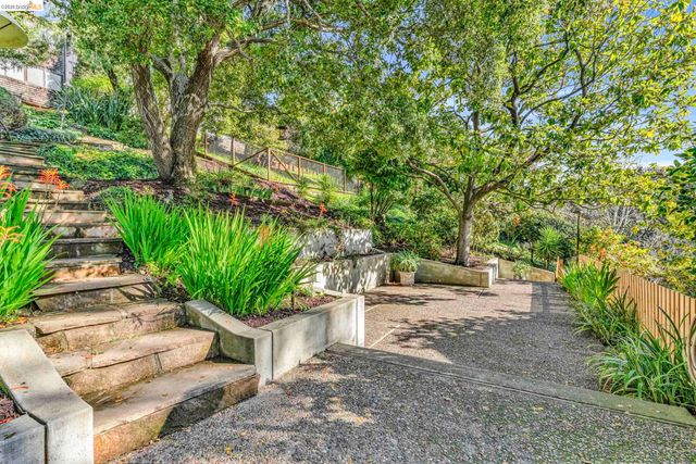 641 Alvarado Rd, Berkeley, CA 94705