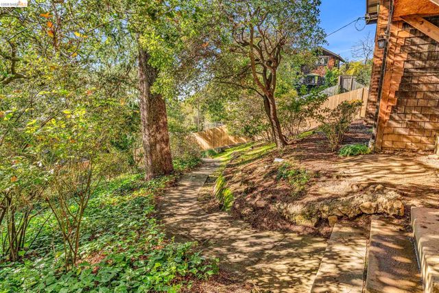 641 Alvarado Rd, Berkeley, CA 94705