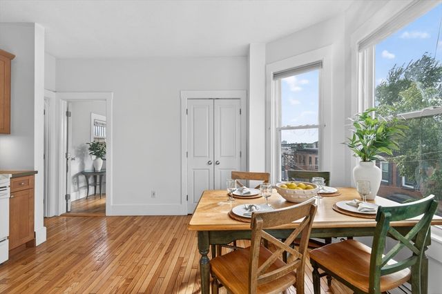 118 High St 9, Boston, MA 02129