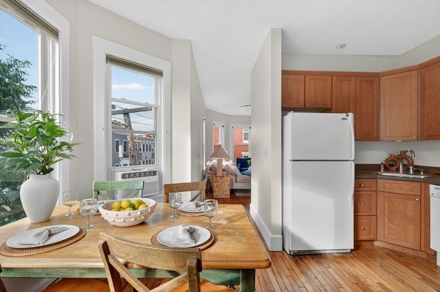 118 High St 9, Boston, MA 02129