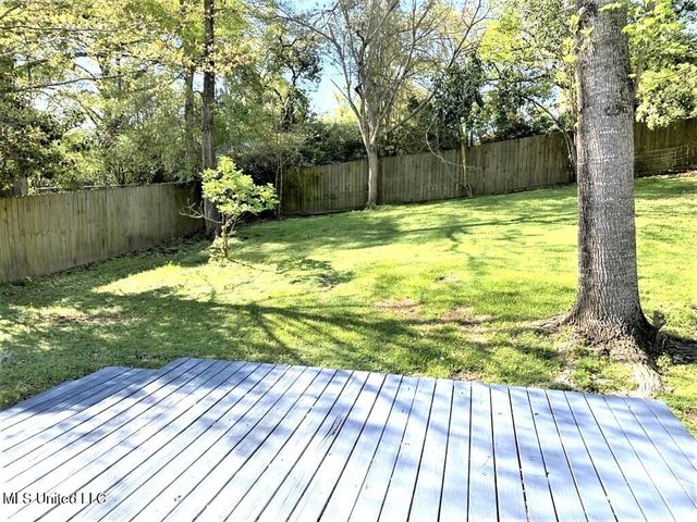 552 Ratcliff Place, Natchez, MS 39120