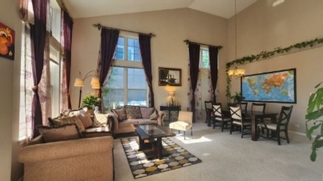 1759 Ellington Drive, Aurora, IL 60503