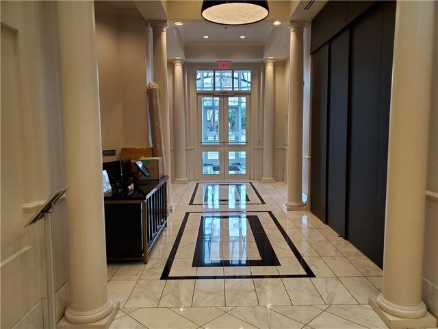 325 E Paces Ferry Road NE 2104, Atlanta, GA 30305