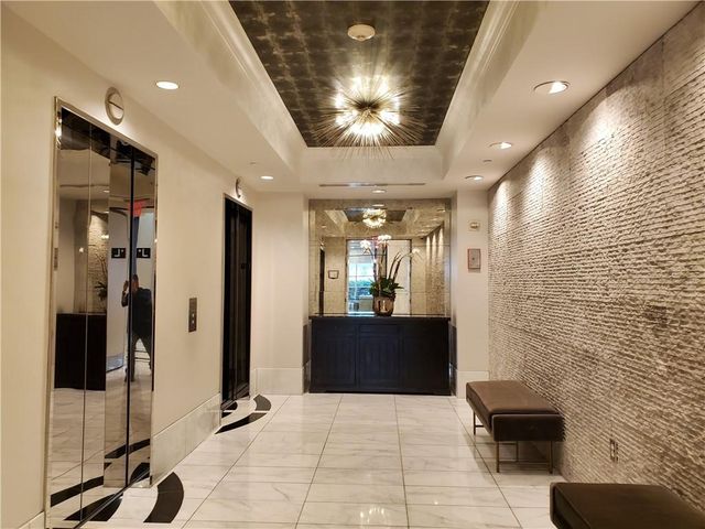 325 E Paces Ferry Road NE 2104, Atlanta, GA 30305