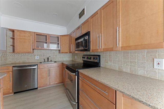 1150 Madruga Ave A201, Coral Gables, FL 33146