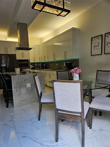 8330 NW 143rd Ter, Miami Lakes, FL 33016