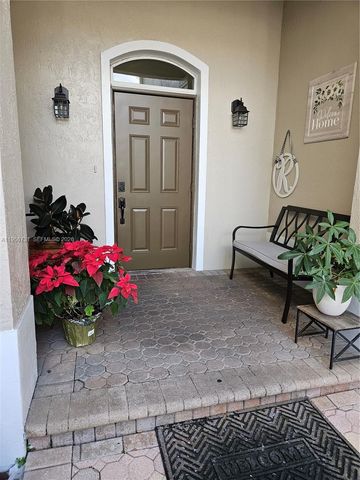 8330 NW 143rd Ter, Miami Lakes, FL 33016