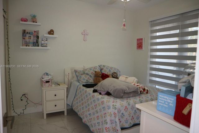 8330 NW 143rd Ter, Miami Lakes, FL 33016