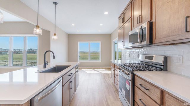 5249 Elk Run Place, Fort Wayne, IN 46818