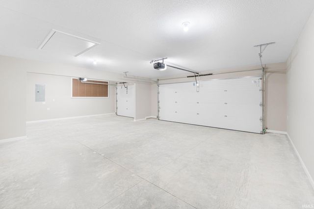 5249 Elk Run Place, Fort Wayne, IN 46818