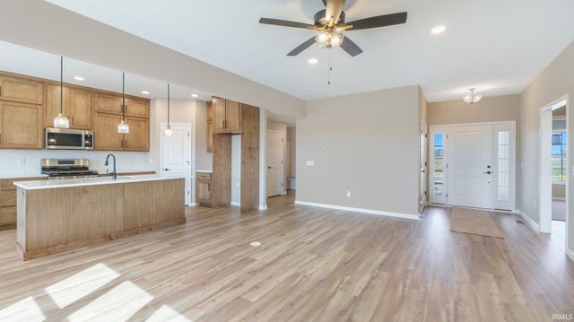 5249 Elk Run Place, Fort Wayne, IN 46818