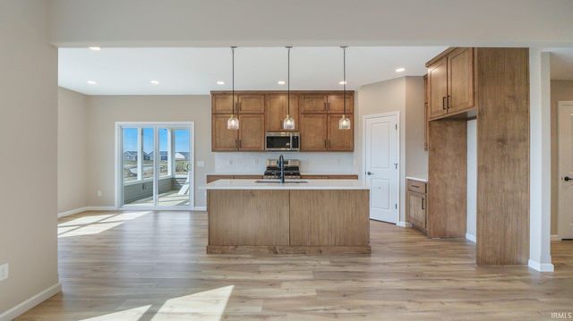 5249 Elk Run Place, Fort Wayne, IN 46818