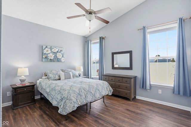 3696 White Cliff Way, Whitestown, IN 46075