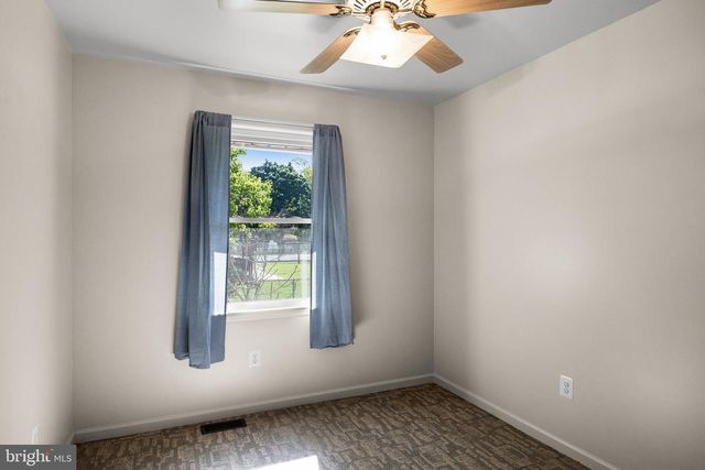 442 PROSPECT AVE, West Berlin, NJ 08091