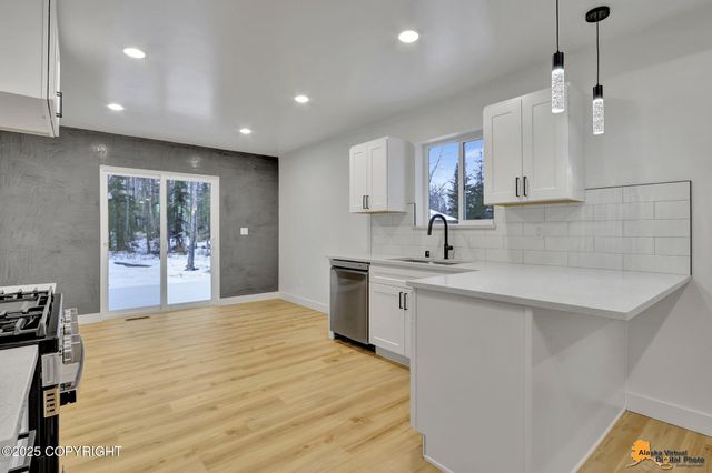 L25 B3 Woody Lakes, Big Lake, AK 99654