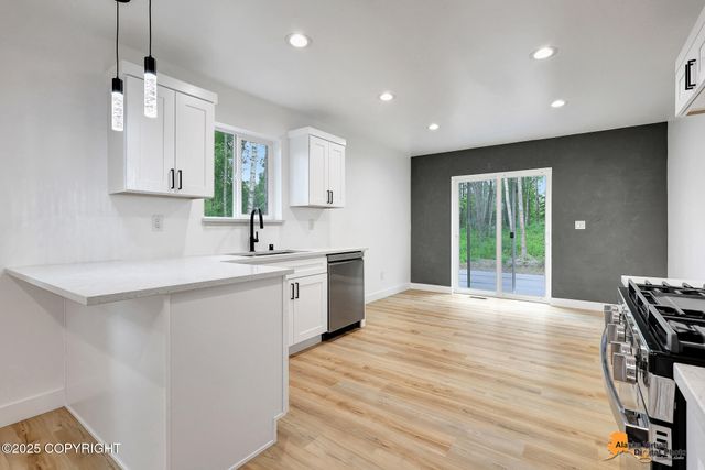 L25 B3 Woody Lakes, Big Lake, AK 99654