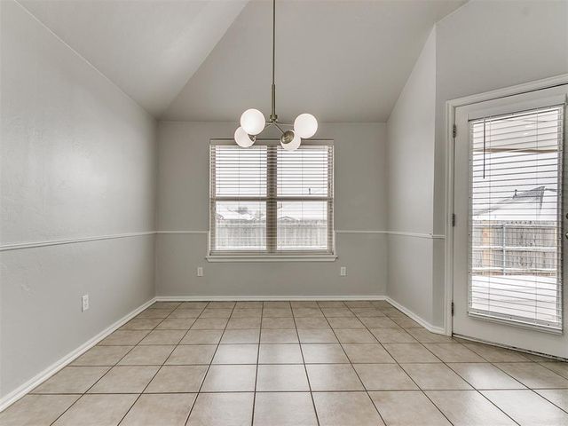 2716 SE 92nd Circle, Moore, OK 73160