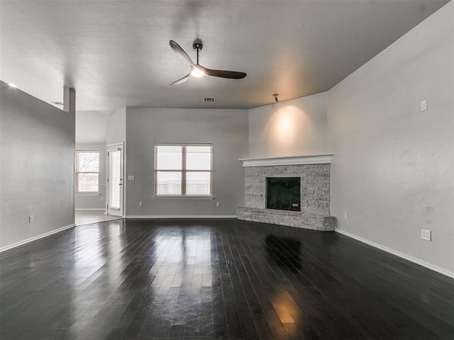 2716 SE 92nd Circle, Moore, OK 73160